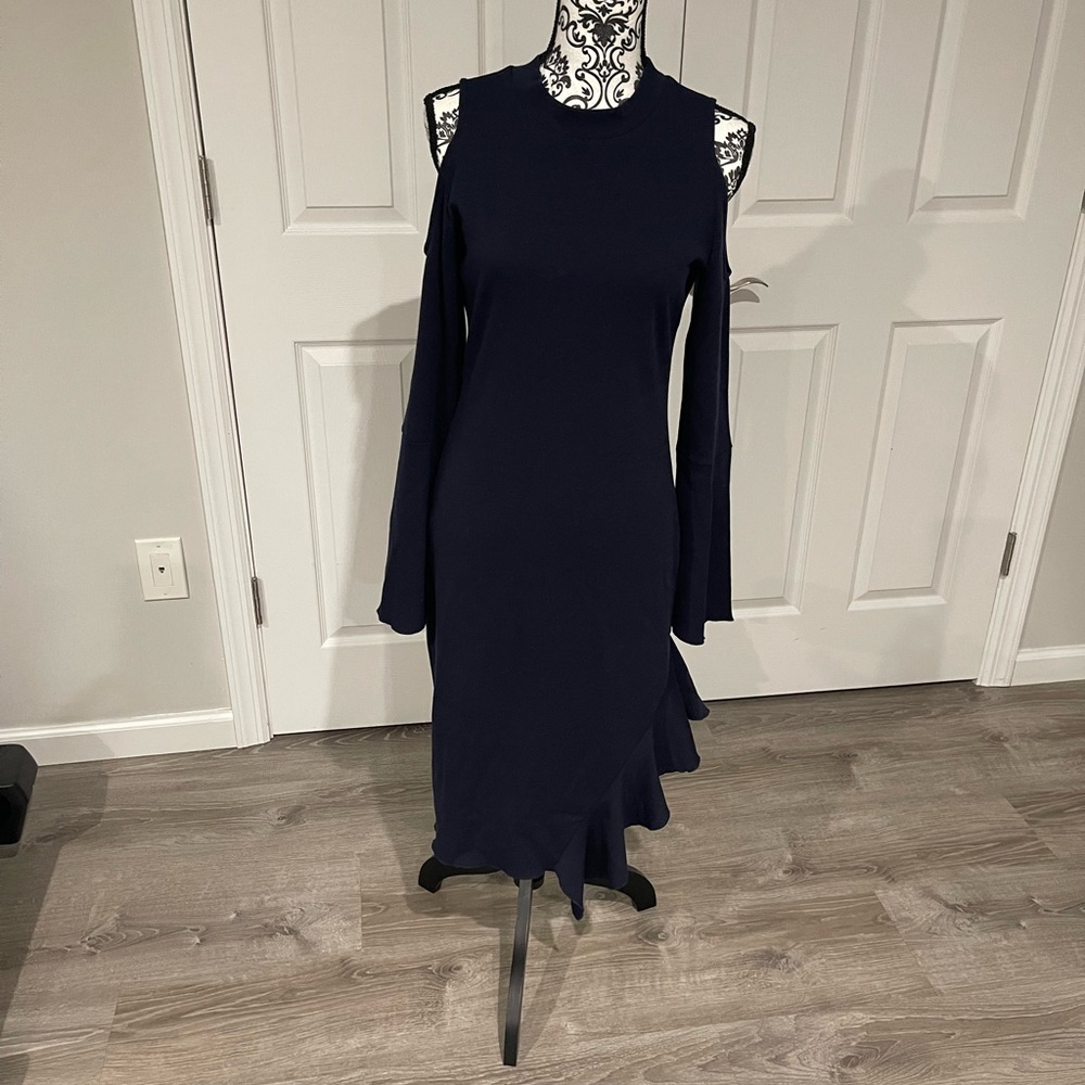 Kumi dress by Aeryne for NA-KD